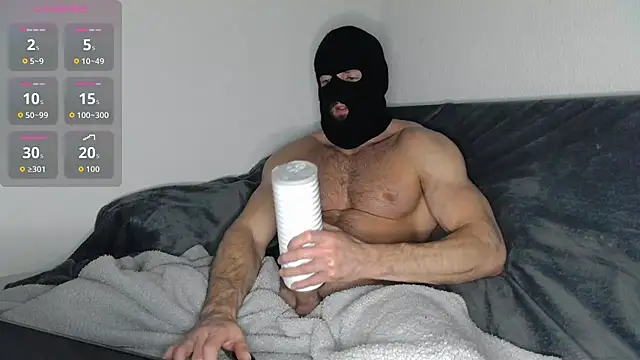 Masked Bull38 Uk online show from 12-16-25, 09:41