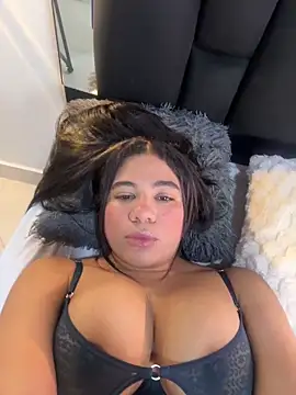 Snapshot of MelissaHex chatting on 02-15-26, 08:30 MelissaHex online show from 02-15-26, 08:30