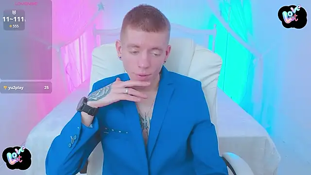 Cristian  Dior online show from 02-07-26, 10:07