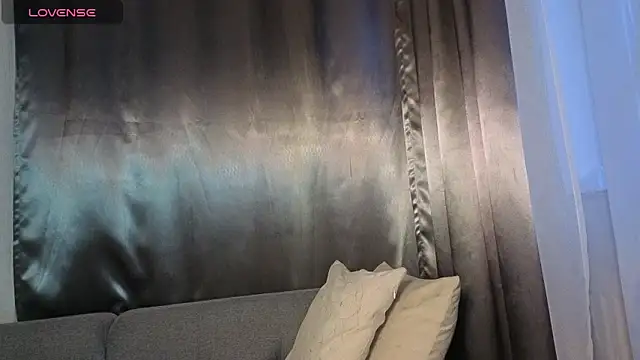 Biancka  online show from 03-12-26, 04:40