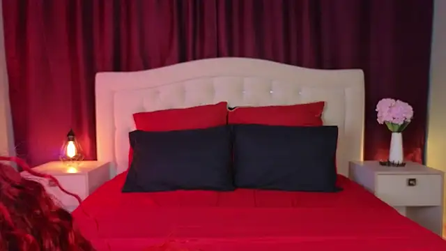 EricaKors online show from 12-04-25, 10:36