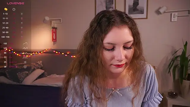 Snapshot of MegganKinson chatting on 01-07-26, 05:23 MegganKinson online show from 01-07-26, 05:23