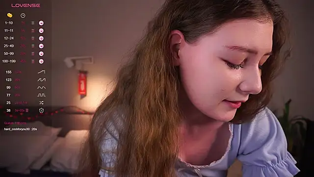 Snapshot of MegganKinson chatting on 01-10-26, 05:25 MegganKinson online show from 01-10-26, 05:25