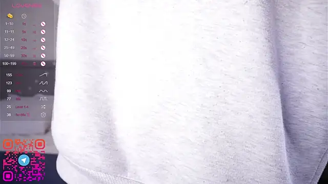 Snapshot of MegganKinson chatting on 02-18-26, 06:11 MegganKinson online show from 02-18-26, 06:11