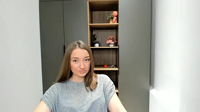 Snapshot of ShemikaCozza chatting on 10-25-25, 07:40 ShemikaCozza online show from 10-25-25, 07:40