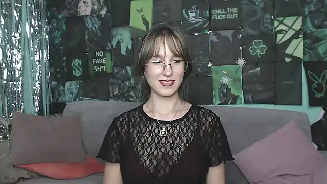 AlishaKellyi online show from 11-30-25, 05:47