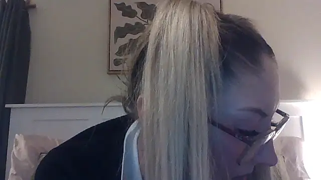 assstrogirl online show from 11-09-25, 05:22