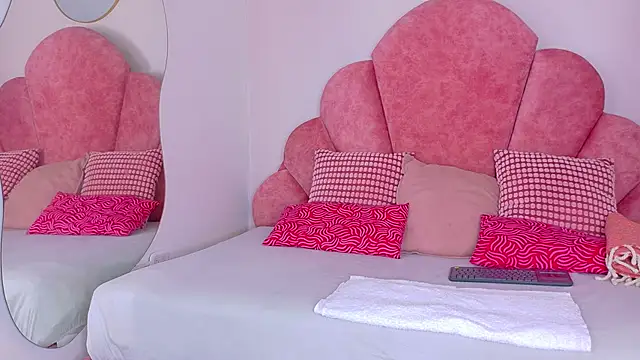 SeleneGibson   online show from 02-23-26, 07:25