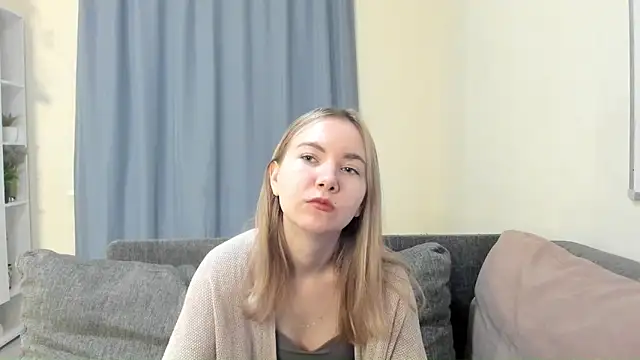 CathyHeximer online show from 12-15-25, 08:20