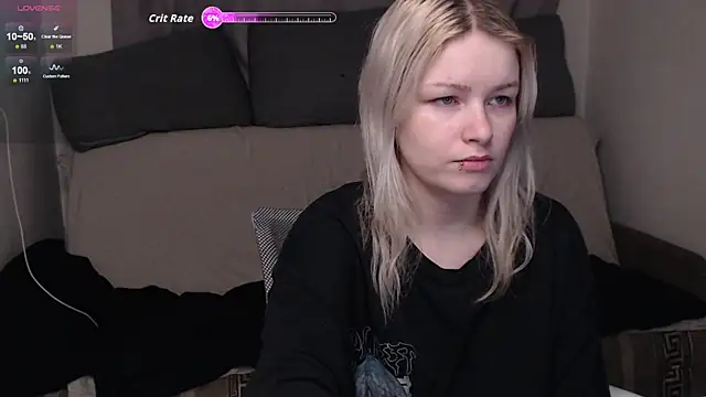 CherryNight6 online show from 12-18-25, 10:24