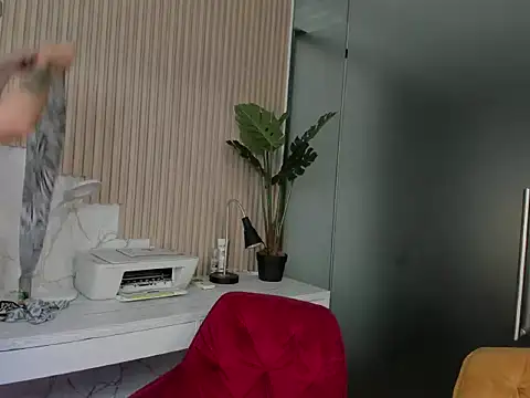 yumyoyo online show from 10-26-25, 11:32