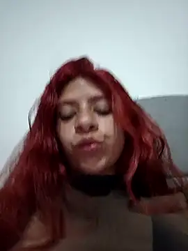 Lunatemptress4 online show from 12-14-25, 01:12