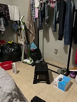 DiabloDicc74 online show from 11-24-25, 05:29