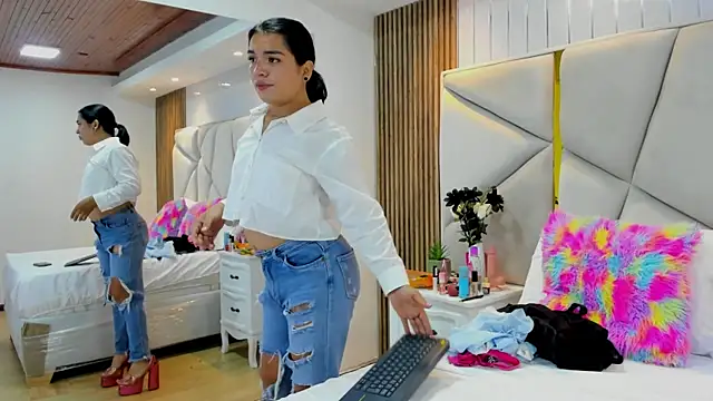 SweetKata  online show from 12-03-25, 11:42