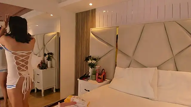 SweetKata  online show from 02-11-26, 07:25