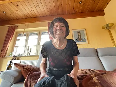 Dorle45 online show from 04-24-26, 06:26