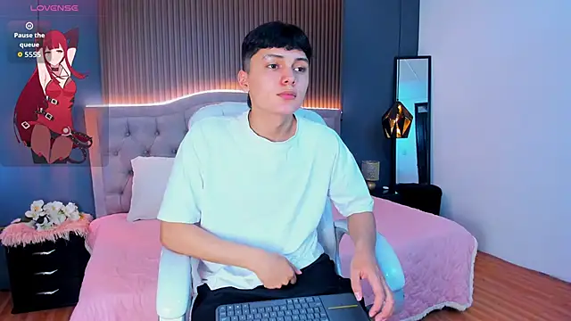 Maxii18  online show from 11-01-25, 06:57