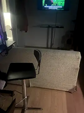 elliepixie online show from 11-05-25, 04:26