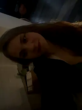 elliepixie online show from 10-22-25, 07:24