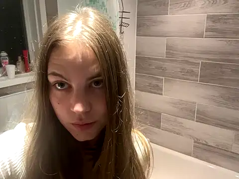 elliepixie online show from 10-25-25, 10:43