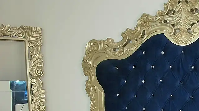 Sebastian Reed online show from 10-30-25, 04:22