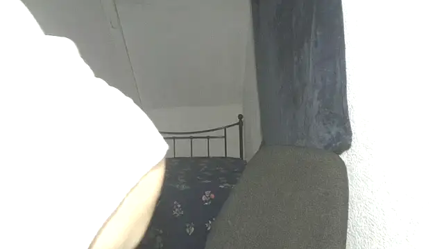 Aromaloveqq online show from 11-26-25, 03:12