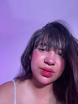 misschloe  online show from 11-18-25, 03:04