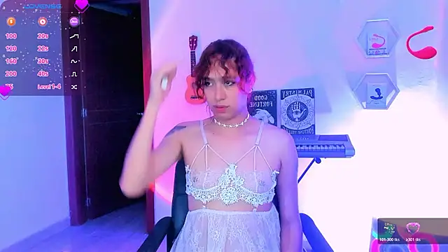 AdelineEsposito online show from 01-14-26, 03:54