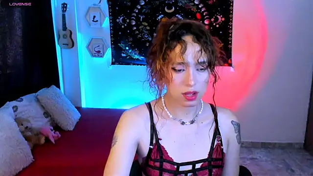 AdelineEsposito online show from 11-13-25, 04:22