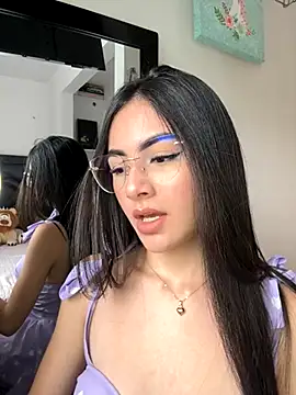 IslaCole online show from 11-13-25, 08:46