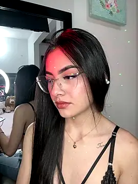 IslaCole online show from 10-24-25, 12:53