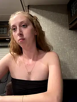 sweet-vixen online show from 12-14-25, 02:40