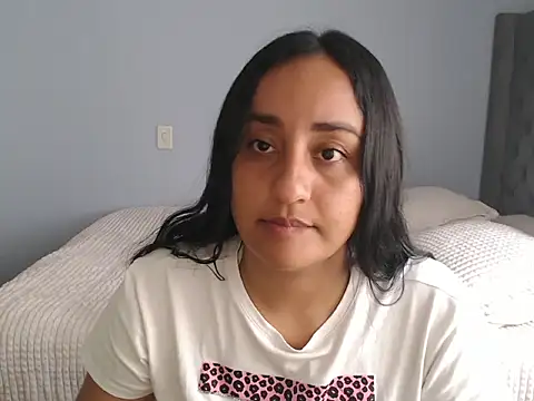 cute8smile online show from 01-06-26, 04:11