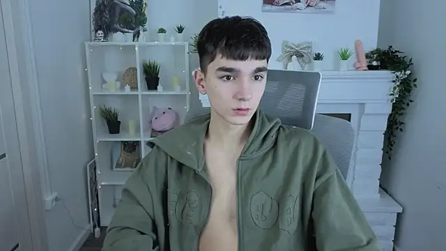 YamiTwink online show from 11-30-25, 08:31