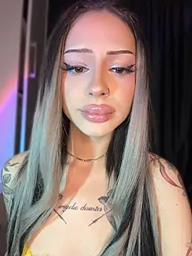 NovaPearl online show from 04-28-26, 07:40