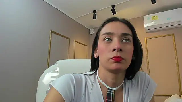 NahimiThompson online show from 02-20-26, 07:38