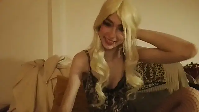 carmine cate online show from 11-06-25, 09:19