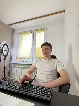 Snapshot of danielxfun chatting on 12-22-25, 09:53 danielxfun online show from 12-22-25, 09:53