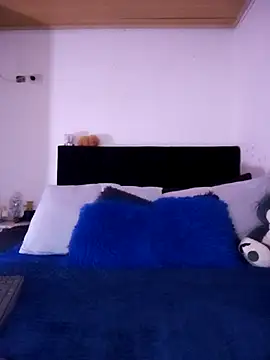 SharonSalazar online show from 11-15-25, 01:42