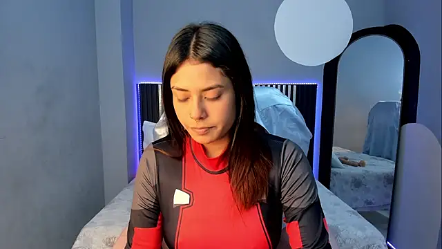 Snapshot of Blaiir_Moon chatting on 10-31-25, 07:10 Blaiir Moon online show from 10-31-25, 07:10