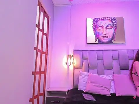 Violet-Storm- online show from 12-19-25, 04:49