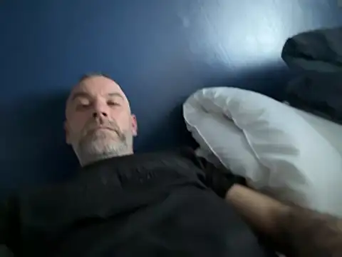 plymouthlad82 online show from 12-03-25, 02:27