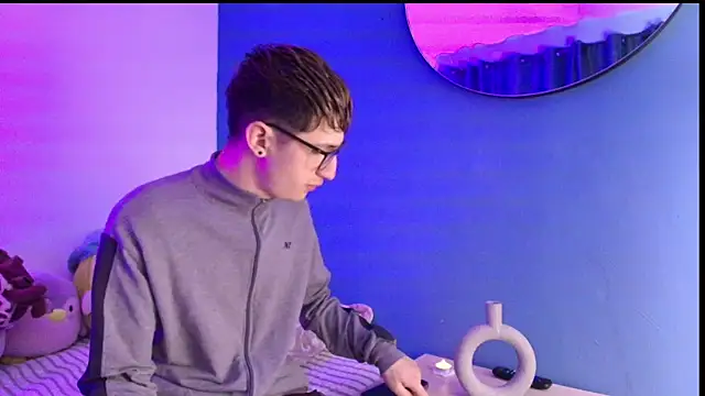 Erick Taylor3 online show from 02-07-26, 08:39