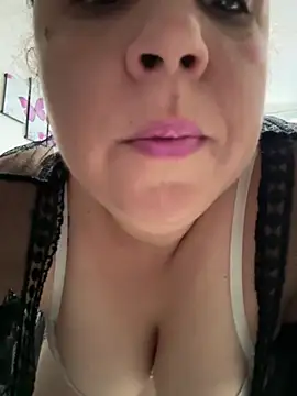 Rheetnena1 online show from 02-04-26, 10:27