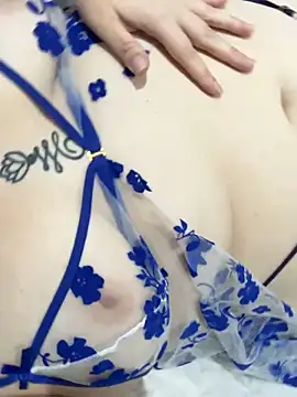 Rheetnena1 online show from 02-12-26, 12:43