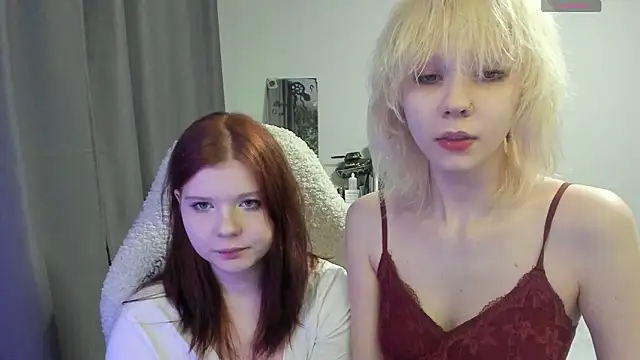 Snapshot of TenderTwos chatting on 03-24-26, 09:15 TenderTwos online show from 03-24-26, 09:15