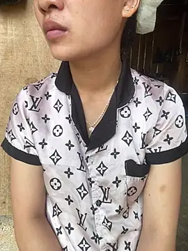 Minaeruei online show from 05-19-26, 11:56