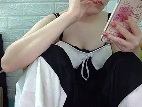 Snapshot of May2k2 chatting on 01-19-26, 07:34 May2k2 online show from 01-19-26, 07:34