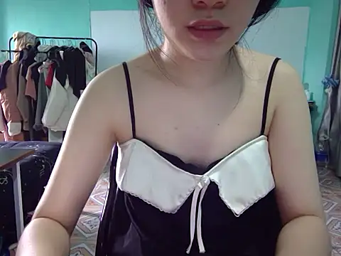 May2k2 online show from 11-08-25, 03:43