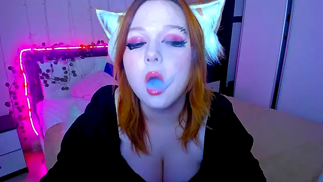 Lovly Vixen online show from 11-29-25, 07:25